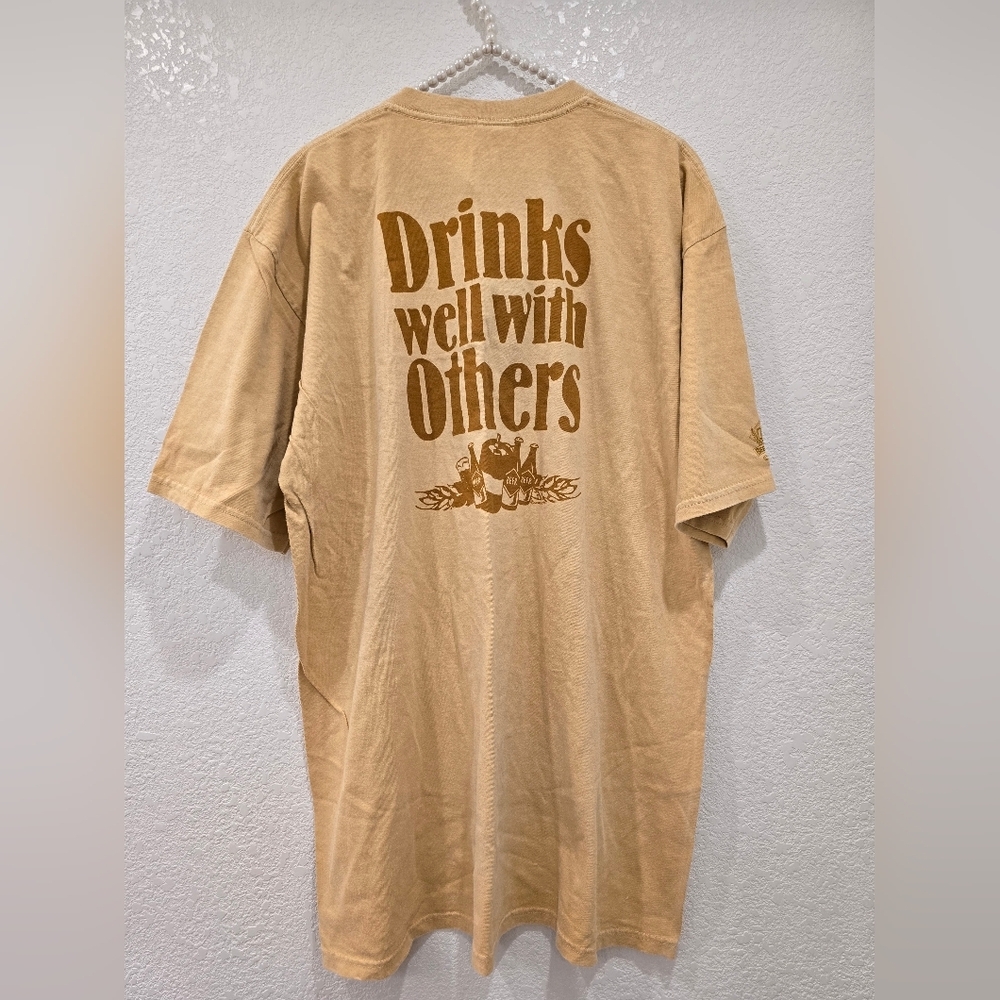 Crazy Shirts Drink Well With Others Beer Dyed Size XL Tan NWT